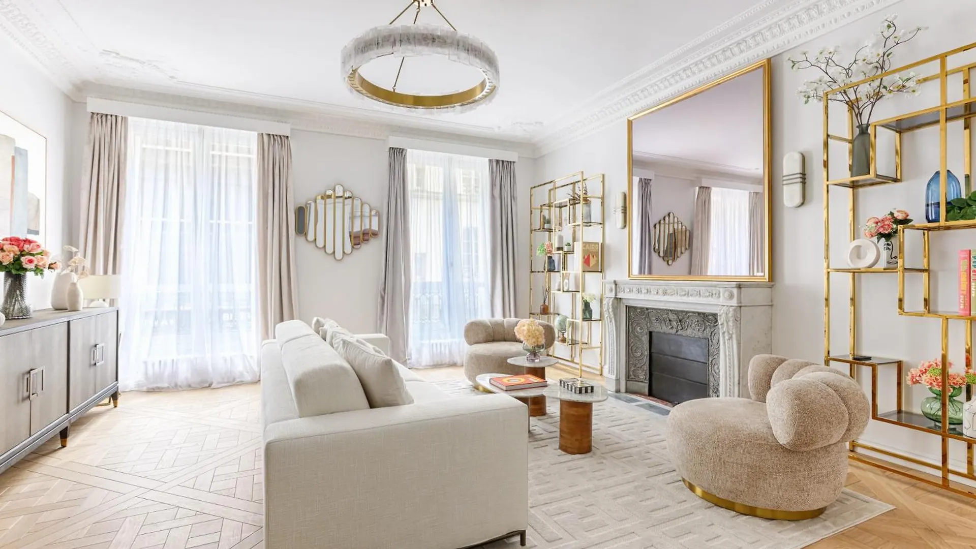 Elegant Luxury For 6 On Champs-elysees